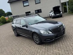 Blau Gebraucht 2012 Mercedes E300 Kombi | 7.999 € (Guter Preis)