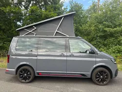 Grau Gebraucht 2024 VW T6.1 Edition Van | 75.500 €