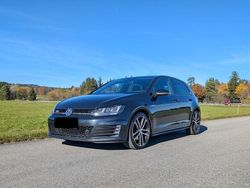 Grau Gebraucht 2014 VW Golf VII GTD Limousine | 11.900 € (Etwas zu teuer)