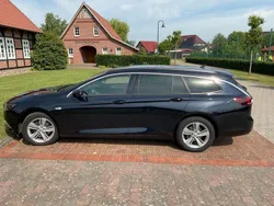 Blau Gebraucht 2020 Opel Insignia Business Kombi | 15.990 € (Guter Preis)