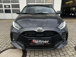 Grau Neu 2025 Toyota Yaris Hybrid Limousine | 24.990 € (Fairer Preis)