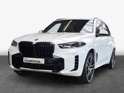 Weiß Gebraucht 2024 BMW X5 M Sport SUV | 83.911 € (Guter Preis)