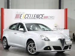 Silber Gebraucht 2010 Alfa Romeo Giulietta Kleinwagen | 8.888 € (Etwas zu teuer)