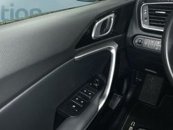 Schwarz Gebraucht 2023 Kia Ceed Kombi | 20.849 € (Fairer Preis)