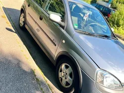 Grau Gebraucht 2003 Opel Corsa Kleinwagen | 1.599 € (Fairer Preis)