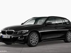 Saphirschwarz Gebraucht 2022 BMW 330 M Sport Kombi | 39.300 € (Fairer Preis)