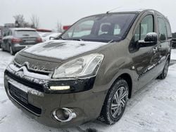 Braun Gebraucht 2013 Citroën Berlingo SELECTION Van / Kleinbus | 5.490 € (Guter Preis)