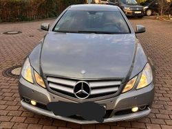 Gebraucht 2010 Mercedes E200 Coupé | 16.000 € (Teuer)