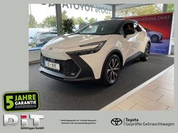 Schneeweiss/black Neu 2025 Toyota C-HR SUV | 33.290 €