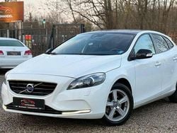 White solid Gebraucht 2013 Volvo V40 Kinetic Kombi | 5.499 € (Superpreis)
