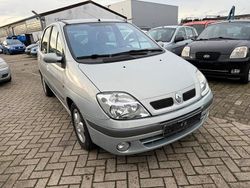 Grau Gebraucht 2003 Renault Mégane GrandTour Kombi | 1.200 € (Superpreis)
