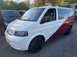 Blackmagic Gebraucht 2006 VW T5 Comfortline Van | 6.999 €