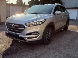 Silber Gebraucht 2016 Hyundai Tucson Premium SUV | 16.500 € (Fairer Preis)