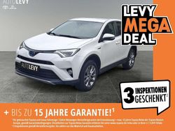 Weiß Gebraucht 2018 Toyota RAV4 Hybrid Team SUV | 20.990 € (Fairer Preis)
