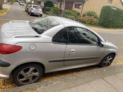 Silber Gebraucht 2003 Peugeot 206 CC Cabrio | 1.150 € (Guter Preis)
