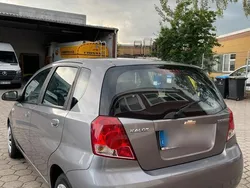 Grau Gebraucht 2007 Chevrolet Kalos SE Kleinwagen | 2.399 € (Fairer Preis)