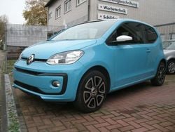 Blau Gebraucht 2017 VW up! high up! Kleinwagen | 8.999 € (Guter Preis)