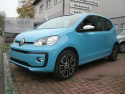 Blau Gebraucht 2017 VW up! high up! Kleinwagen | 8.999 € (Guter Preis)
