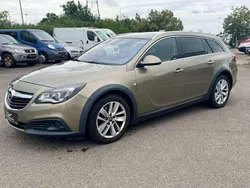 Olive tree Gebraucht 2015 Opel Insignia Basis Kombi | 7.650 € (Guter Preis)