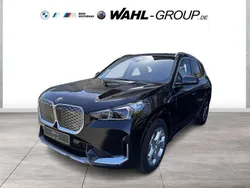 Schwarz Neu 2025 BMW iX1 xLine SUV | 50.690 € (Guter Preis)