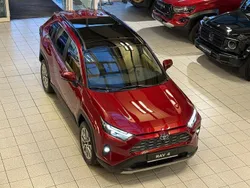 Rot Neu 2025 Toyota RAV4 Hybrid Lounge SUV | 50.995 €
