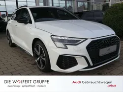 Gletscherweiß metallic Gebraucht 2023 Audi A3 S-Line Limousine | 40.759 €