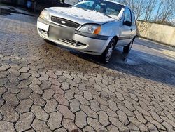 Grau Gebraucht 2002 Ford Fiesta Kleinwagen | 650 €