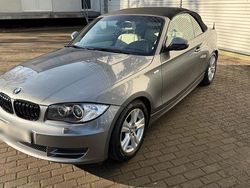 Grau Gebraucht 2010 BMW 118 Cabriolet Cabrio | 9.700 € (Etwas zu teuer)