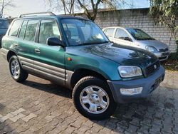 Grün Gebraucht 1998 Toyota RAV4 SUV | 1.890 € (Superpreis)