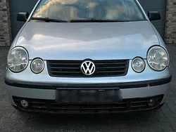 Grau Gebraucht 2002 VW Polo Kleinwagen | 600 € (Superpreis)