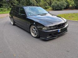 Schwarz Gebraucht 1997 BMW 523 Kombi | 5.500 €