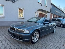 Grau Gebraucht 2002 BMW 320 Cabriolet Shadowline Cabrio | 5.940 € (Guter Preis)