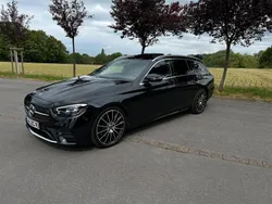 Schwarz Gebraucht 2021 Mercedes 220 AMG line Kombi | 37.499 €