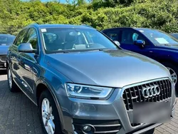 Grau Gebraucht 2011 Audi Q3 Comfort SUV | 13.300 € (Fairer Preis)