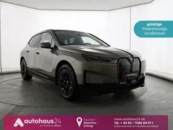 Grau Gebraucht 2023 BMW iX SUV | 49.880 € (Superpreis)