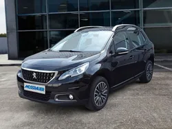 Schwarz Gebraucht 2019 Peugeot 2008 Active SUV | 13.599 € (Teuer)