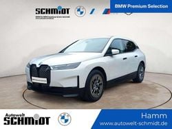 Alpinweiß Gebraucht 2022 BMW iX SUV | 45.290 € (Superpreis)