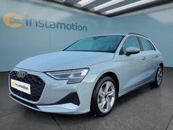 Grau Gebraucht 2024 Audi A3 Sportback Kleinwagen | 29.649 € (Superpreis)