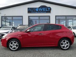 Rot Gebraucht 2016 Alfa Romeo Giulietta Limousine | 12.680 € (Fairer Preis)