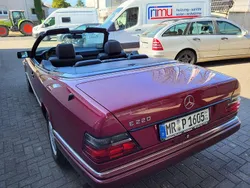 Almadintormet Gebraucht 1994 Mercedes E220 Cabrio | 44.950 €