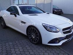 Weiß Gebraucht 2017 Mercedes SLC250 AMG Cabrio | 26.999 €