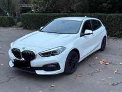 Weiß Gebraucht 2021 BMW 118 Advantage Kleinwagen | 19.499 € (Fairer Preis)
