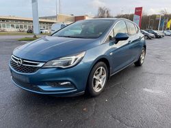 Gebraucht 2016 Opel Astra Dynamic Limousine | 5.100 € (Guter Preis)