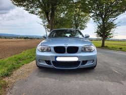 Blau Gebraucht 2010 BMW 130 M Sport Kleinwagen | 8.900 €