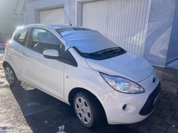 Weiß Gebraucht 2013 Ford Ka Cool & Sound Edition Kleinwagen | 3.200 € (Fairer Preis)