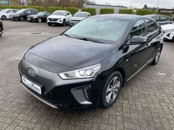 Schwarz Gebraucht 2019 Hyundai Ioniq Style Limousine | 17.990 € (Etwas zu teuer)