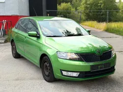 Grün Gebraucht 2014 Skoda Rapid Elegance Limousine | 3.999 € (Etwas zu teuer)