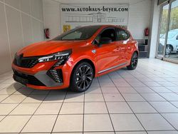 Orange Gebraucht 2024 Renault Clio V Esprit Alpine Limousine | 22.950 € (Fairer Preis)