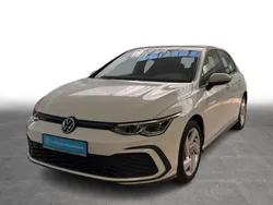 Pure white Gebraucht 2020 VW Golf VIII GTE Limousine | 23.930 € (Fairer Preis)