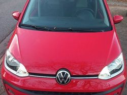 Tornadorot Gebraucht 2021 VW up! Kleinwagen | 9.500 € (Fairer Preis)